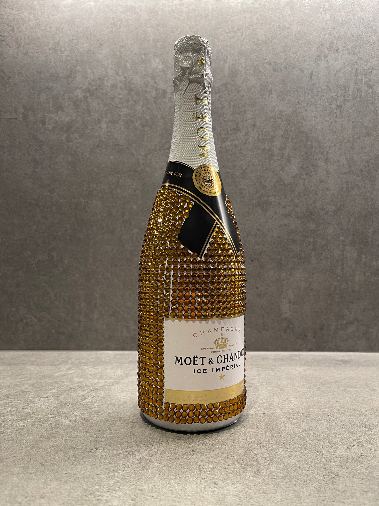 Moët & Chandon Impérial Brut Champagne 75cl (Gold)
