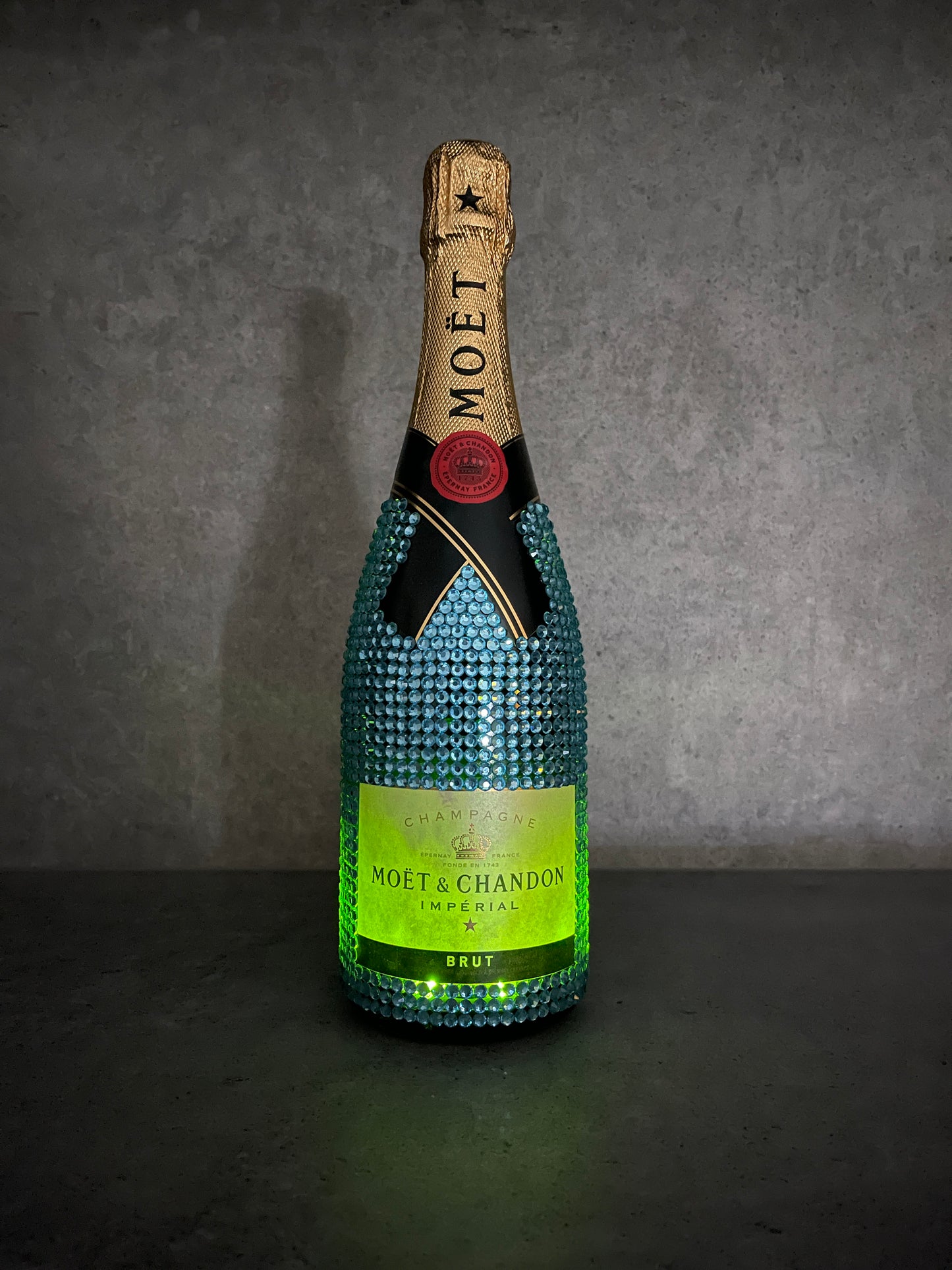 Moët & Chandon Impérial Brut Champagne 75cl (Sky)