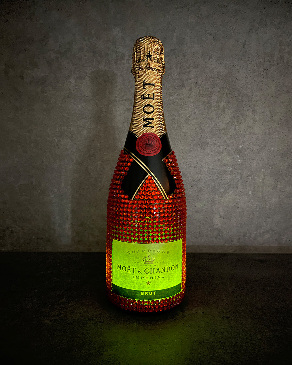 Moët & Chandon Impérial Brut Champagne 75cl (Orange)