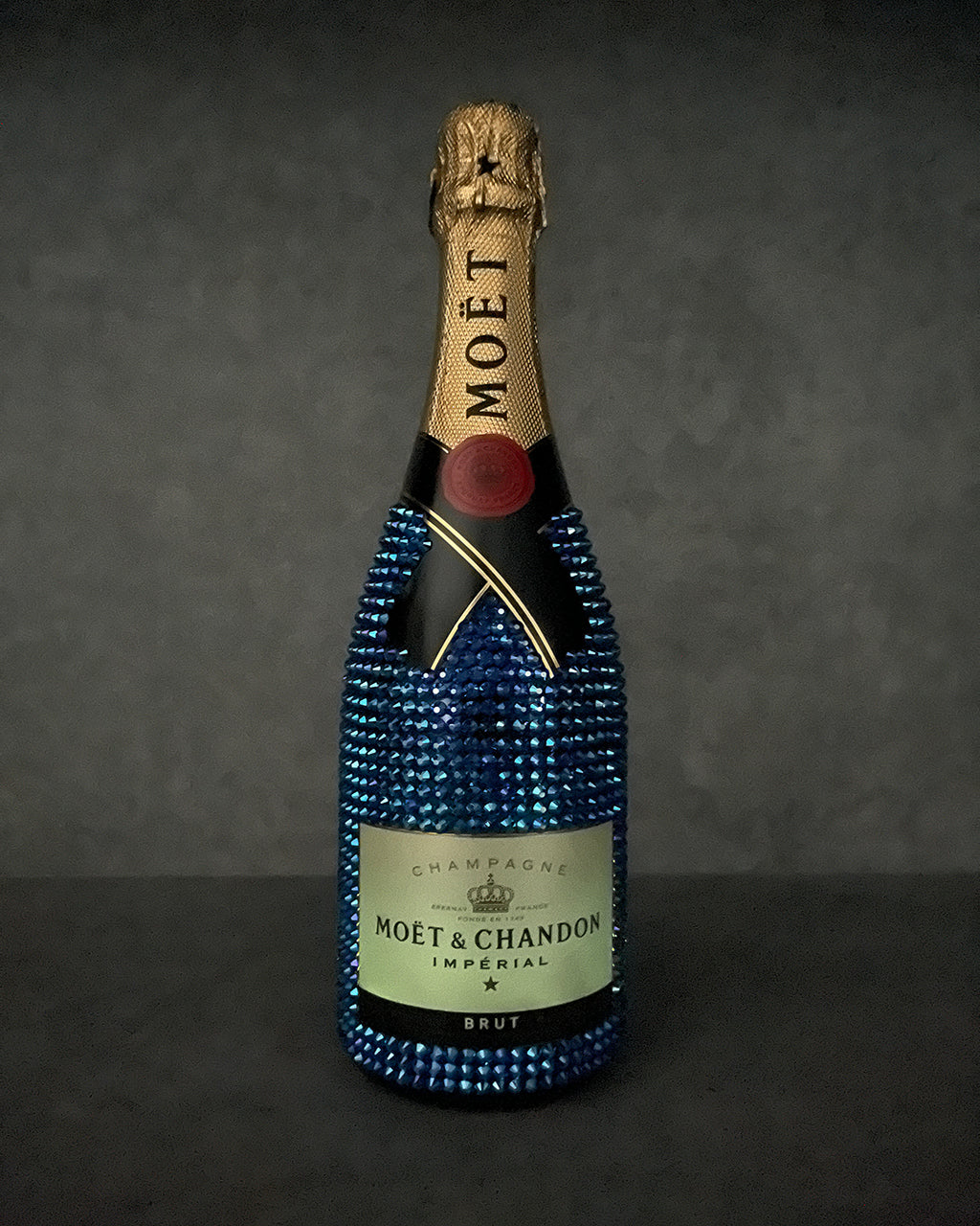 Moët &amp; Chandon Impérial Brut Champagne 75cl (Sapphire)
